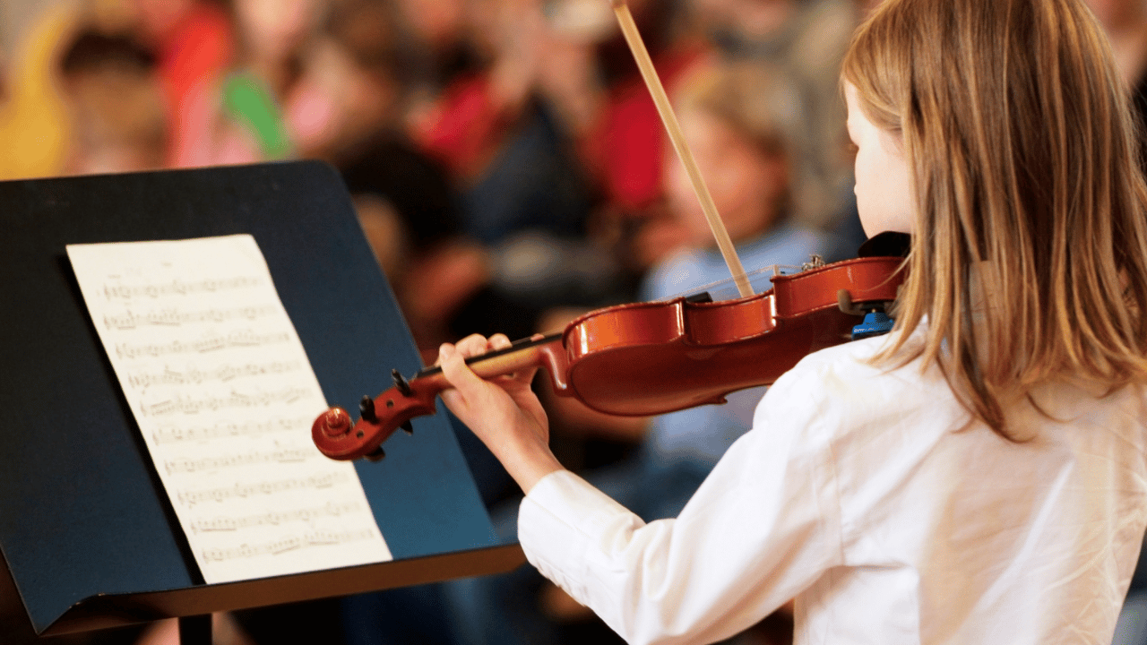Left-Handed Violin? Myth Busted